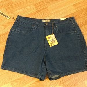 High waisted jean shorts